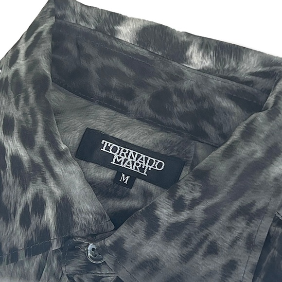 Tornado Mart Vintage Sheer Leopard Pleated Wrinkle Shirt from Japan - Picture 4 of 4